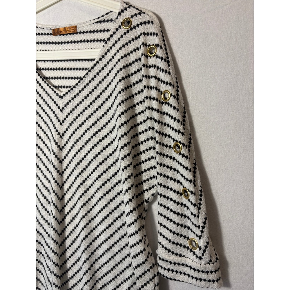 Belldini Womens XL Black White Striped Grommet Sleeve V-Neck Knit Top Blouse - Picture 3 of 10